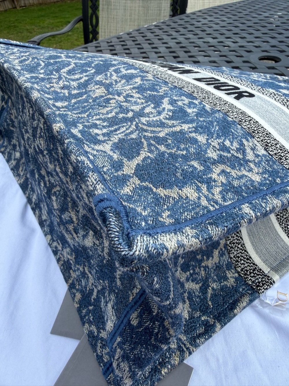 💯 Dior Brocart Motif Book Tote Bag - Picture 11 of 16